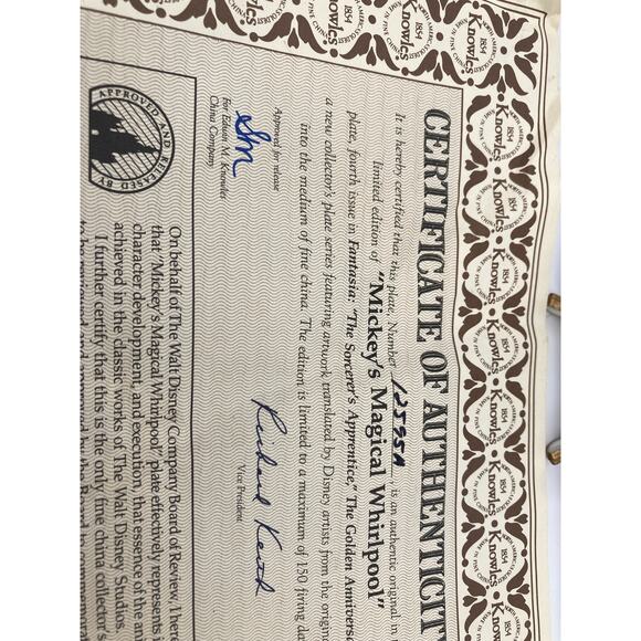 Walt Disney's Knowles Fantasia Mickey Mouse 1991 Plate with Certificate - Picture 5 of 6